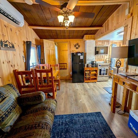 Yellowstone'S Treasure Cabins Gardiner Zewnętrze zdjęcie