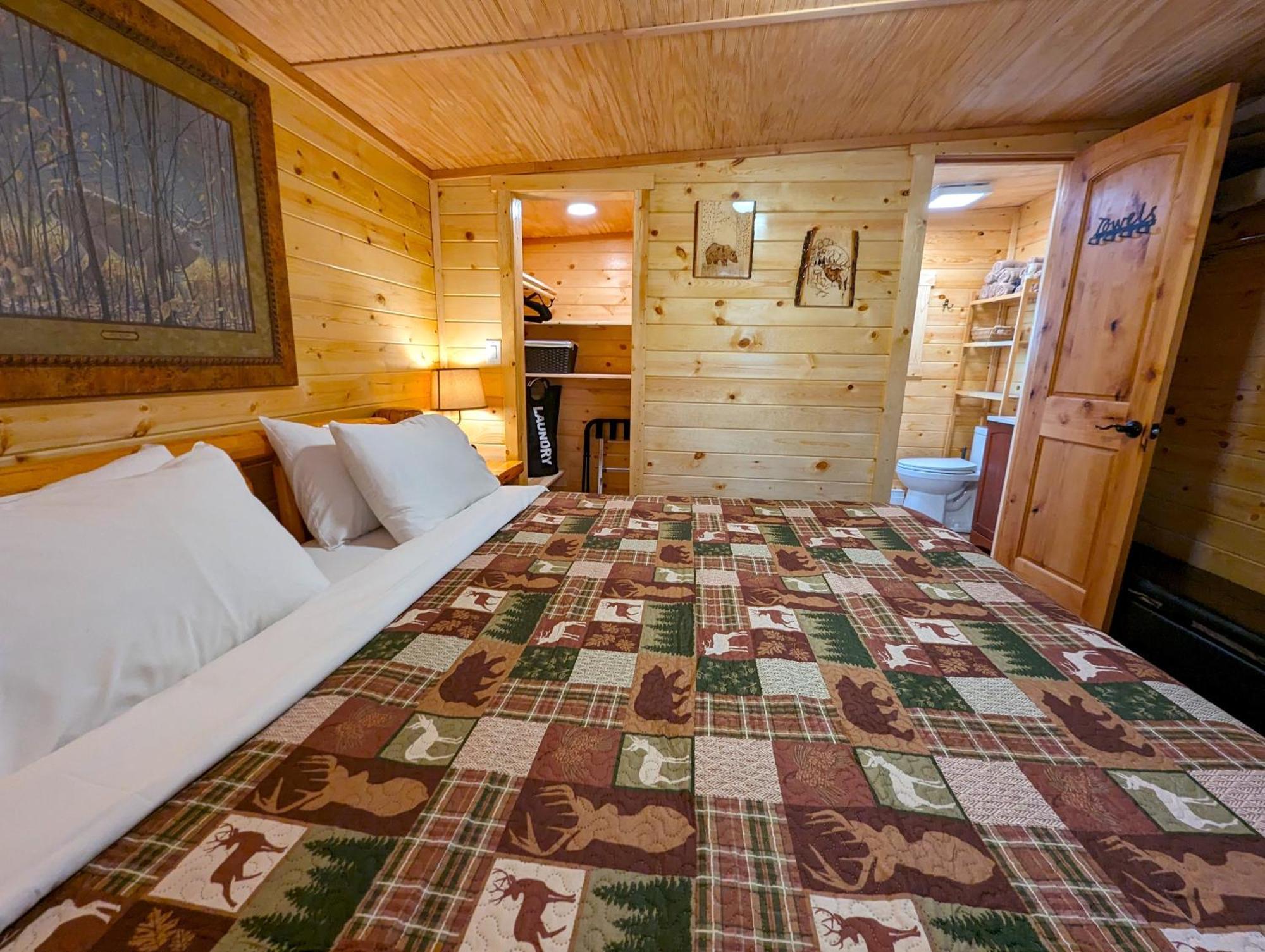 Yellowstone'S Treasure Cabins Gardiner Zewnętrze zdjęcie
