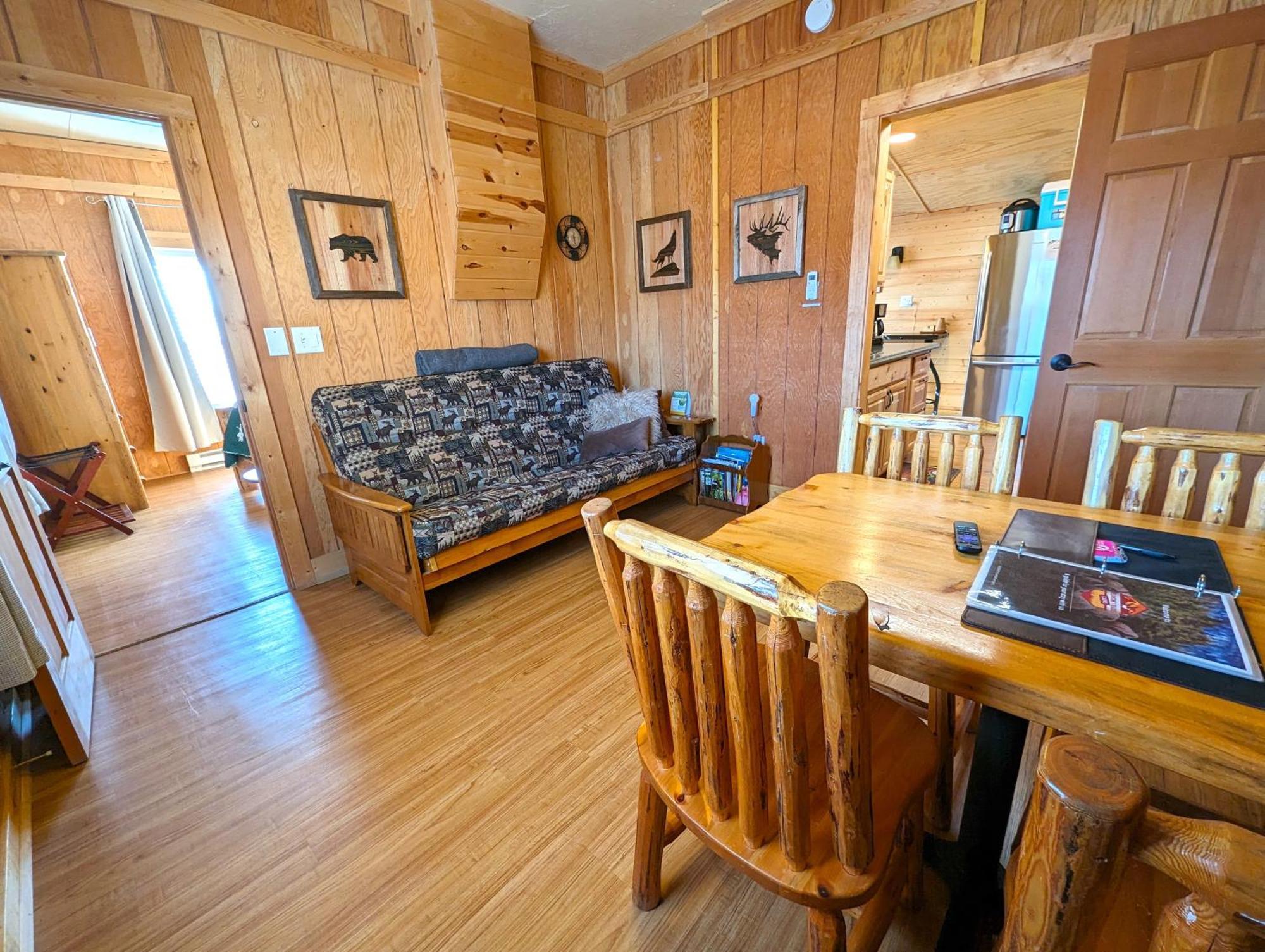 Yellowstone'S Treasure Cabins Gardiner Zewnętrze zdjęcie